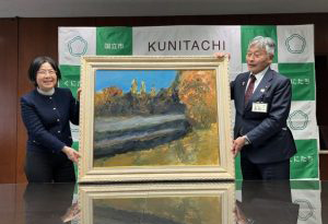 NHK学園ロビーに、国立市所蔵絵画を展示