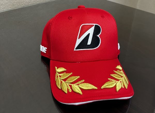 表彰台キャップ