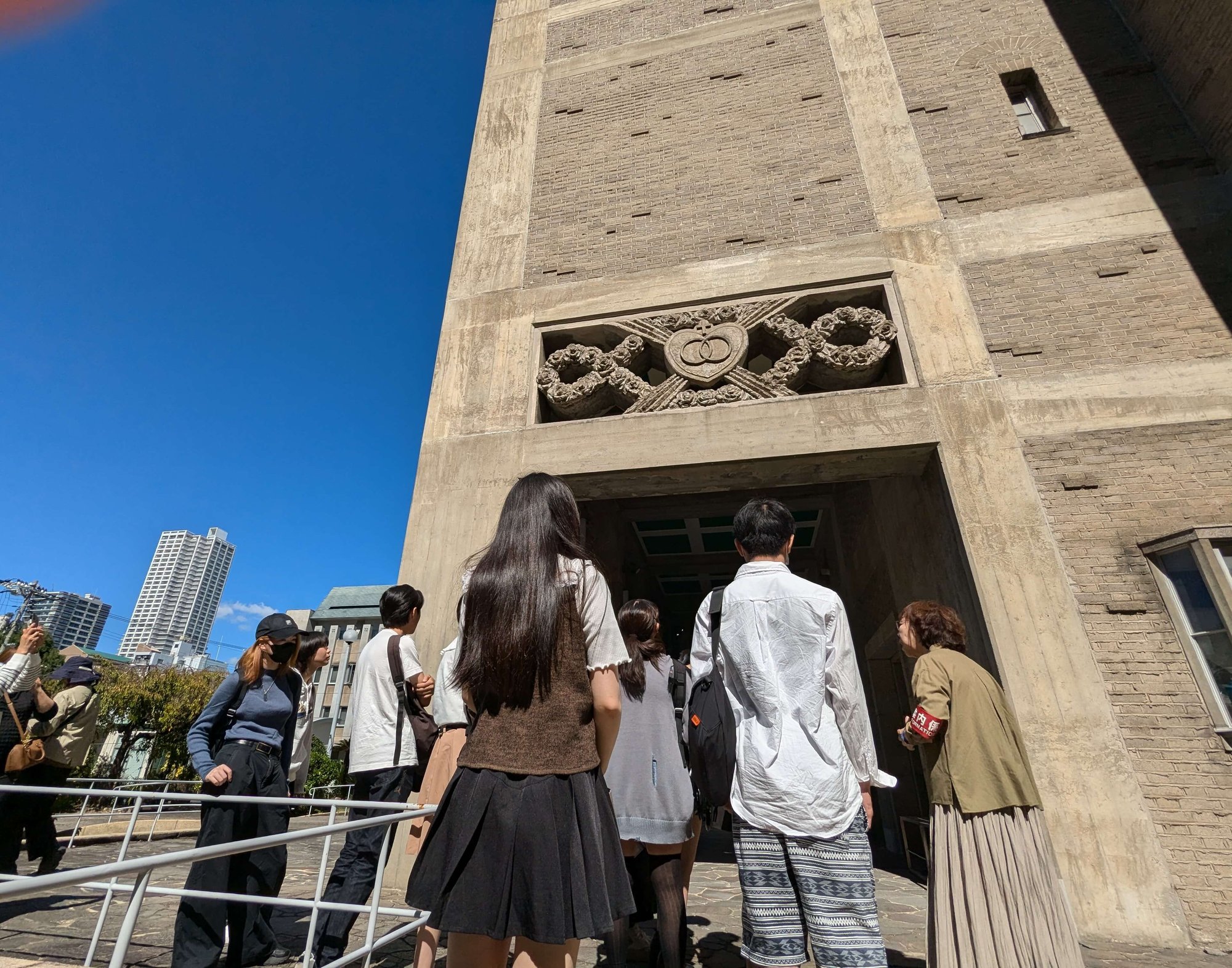 PXL_20241013_031239537