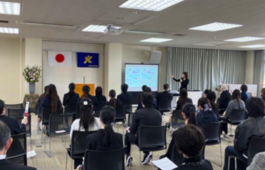 卒業式 合奏(ぼかし加工済2)_橋本 莉奈