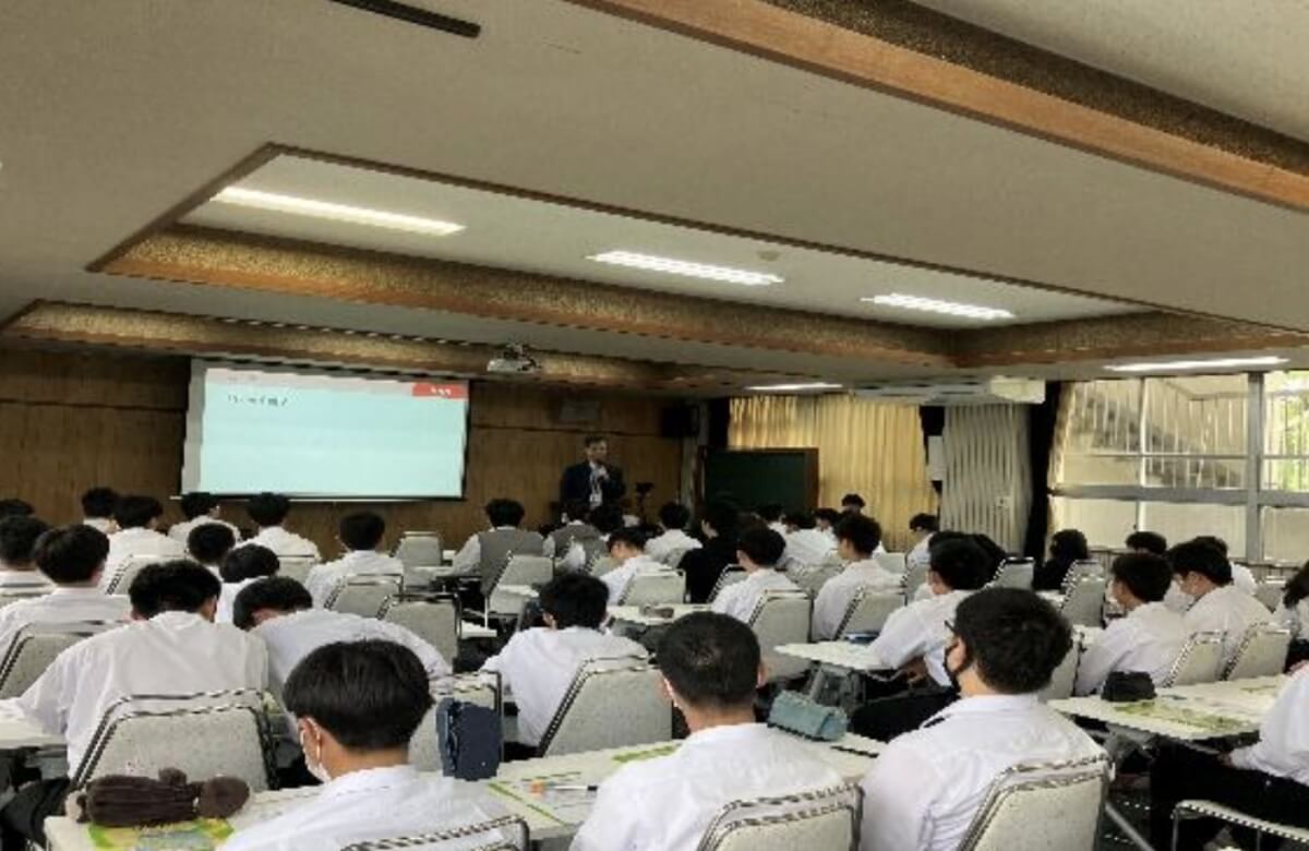 出前講座_岐南工業高等学校1