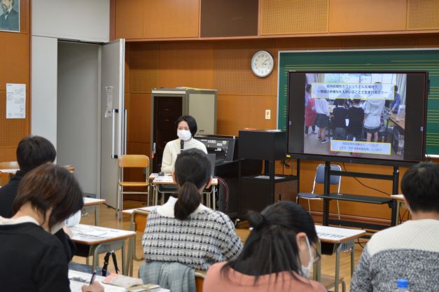 「よりみちカフェ」活動報告会を開催しました