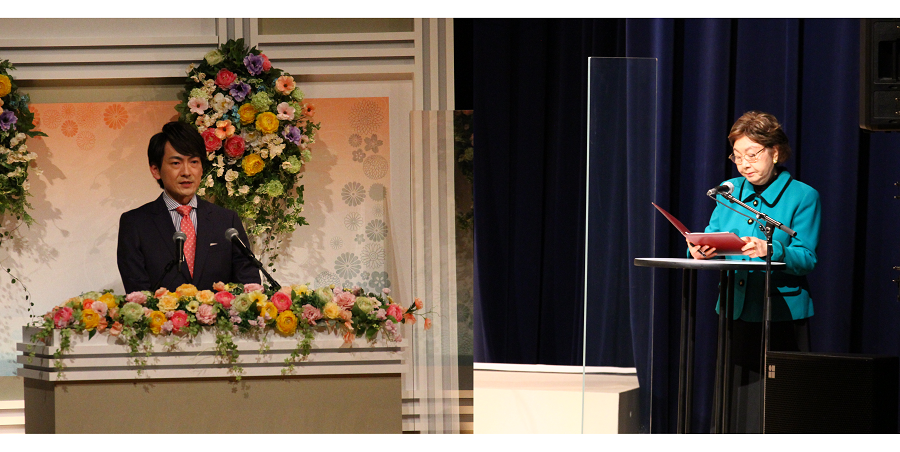 前回「第23回NHK全国短歌大会」総合司会者　小澤康喬アナウンサーと朗読　加賀美幸子さん　ステージの様子