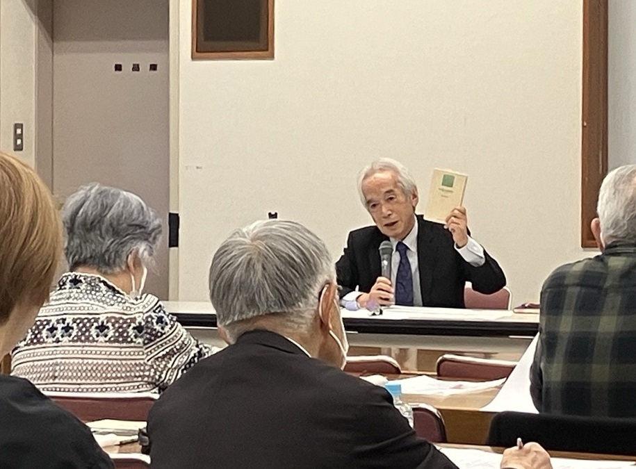 山梨県立文学館館長 三枝昻之氏