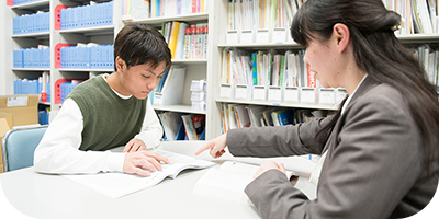 学生一人に対して複数名の担当